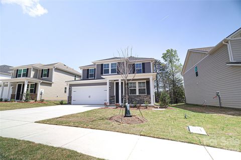 Photo of 4986 Twin River Drive, Denver, NC 28037 (MLS # 4362354)