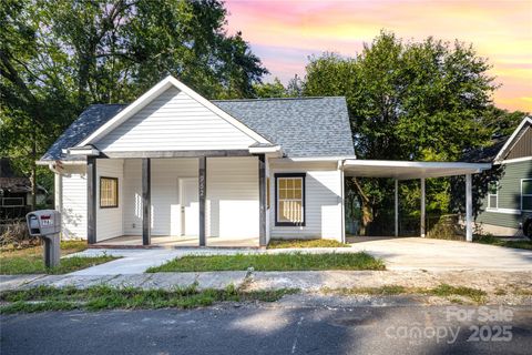 962 13th Street Lancaster SC 29720