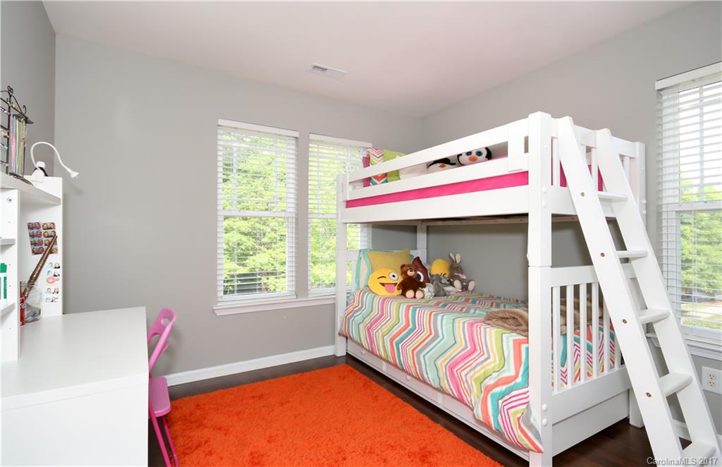 Oakhurst - Residential