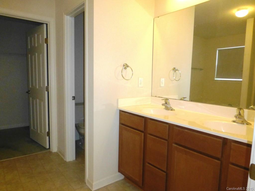 Bethesda Oaks - Residential