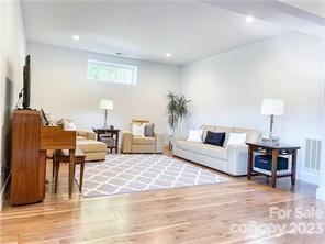 Glen Merrill - Residential