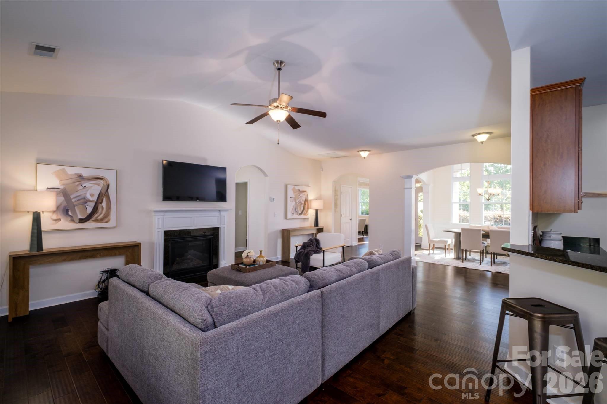 The Vineyards on Lake Wylie - Residential