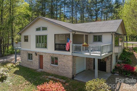 Photo of 431 Pleasant Grove Drive, Hendersonville, NC 28739 (MLS # 4368693)