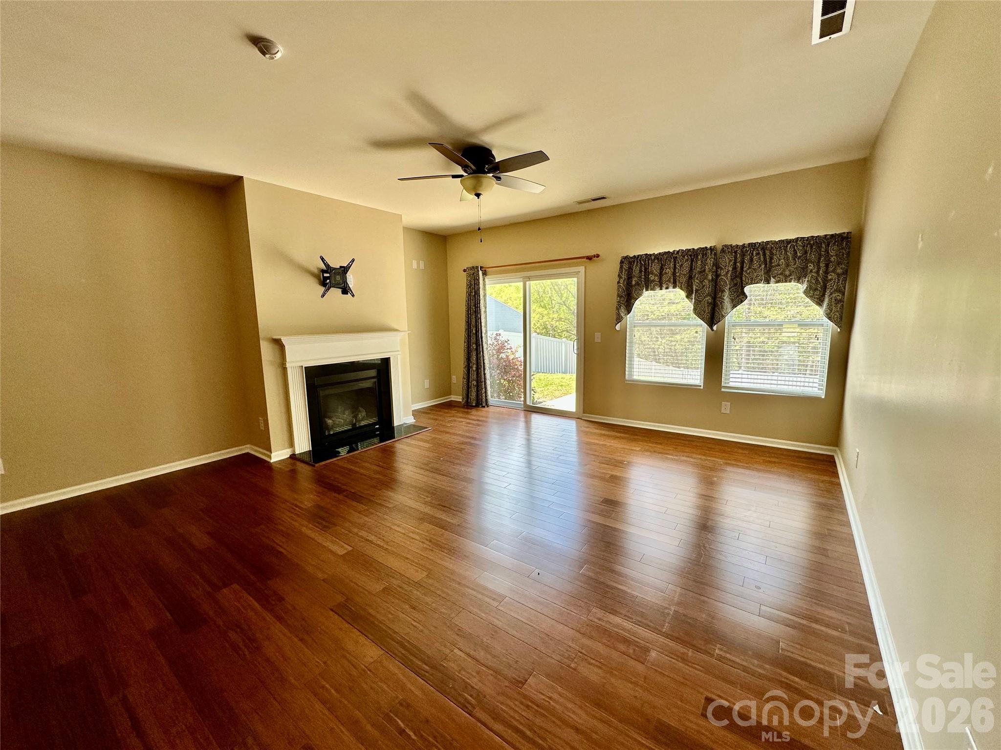 Creekshire Village - Residential