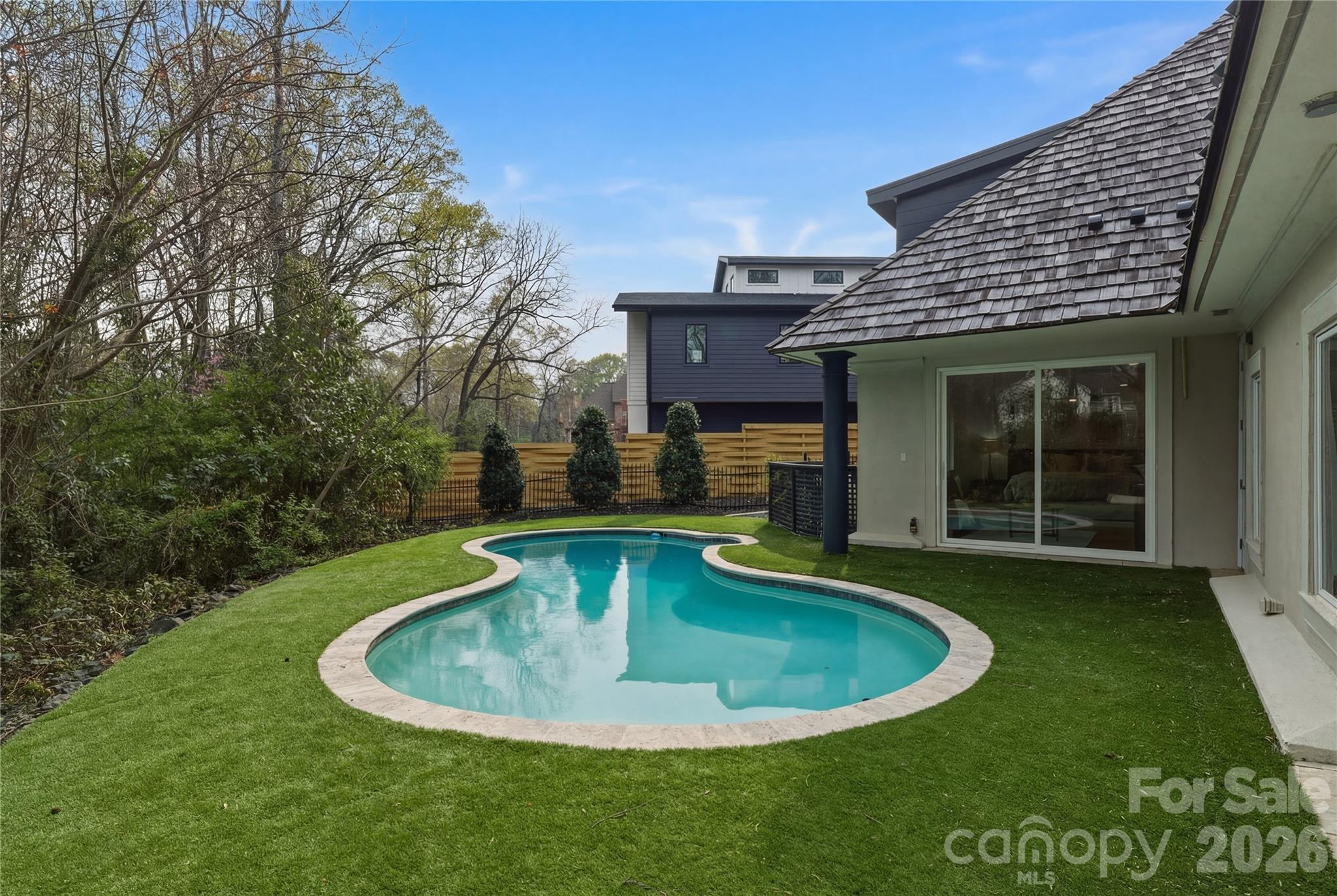 1417 S Wendover Road