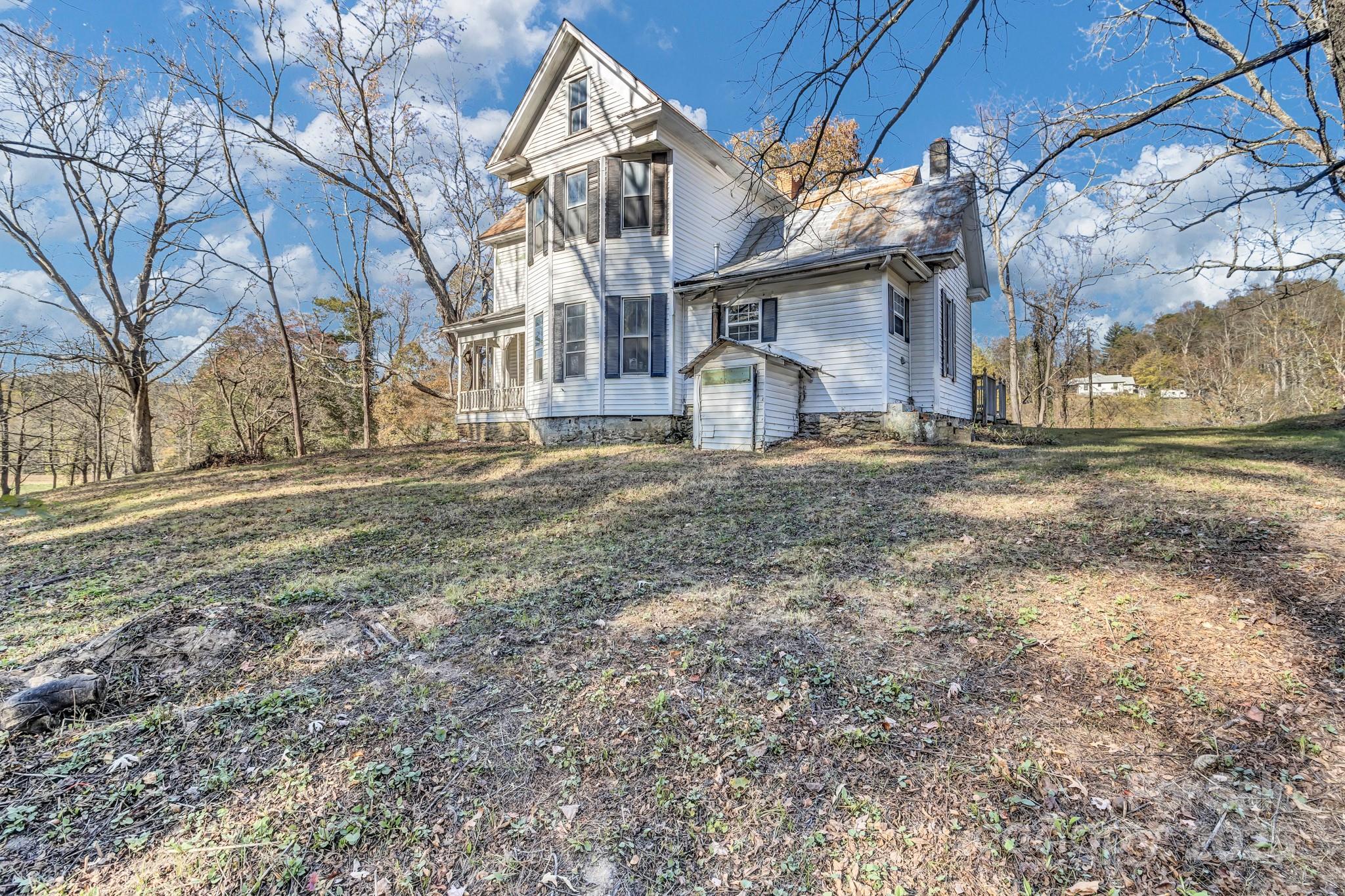 143 Sharon Road