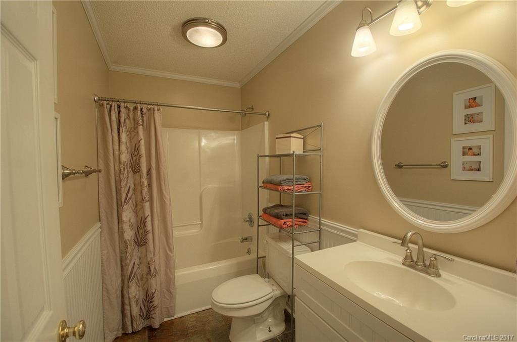 Colonial Oaks - Residential