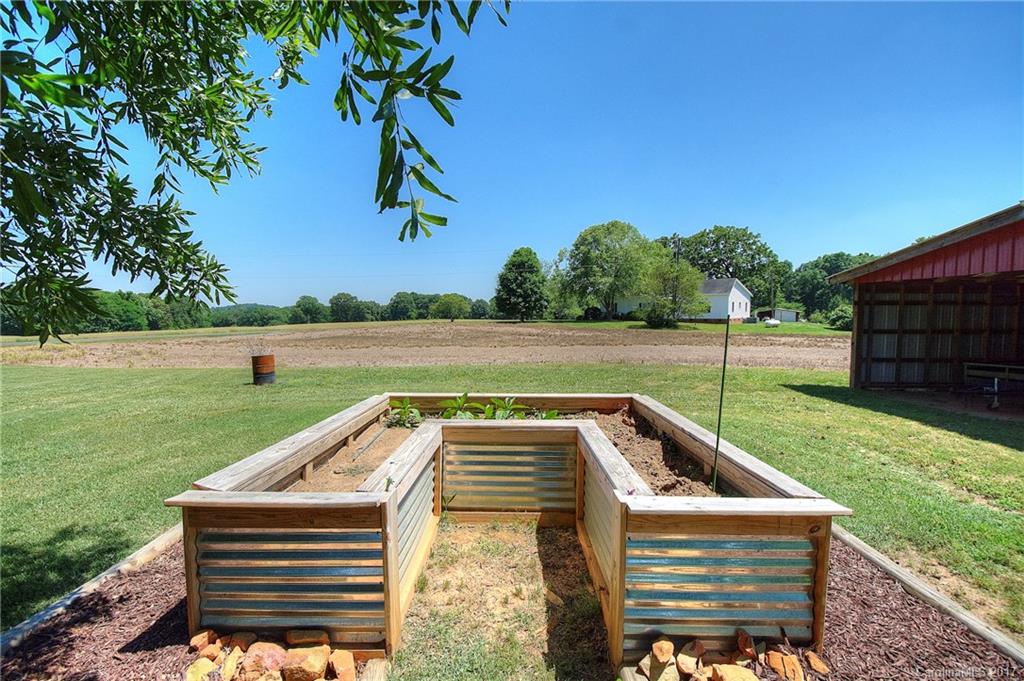 Colonial Oaks - Residential