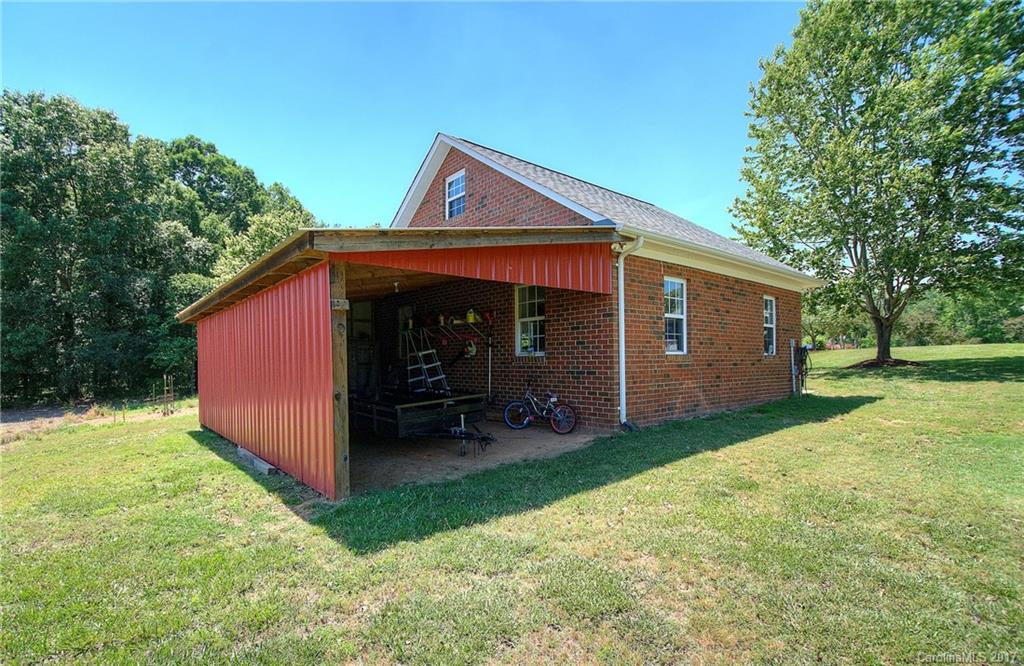 Colonial Oaks - Residential