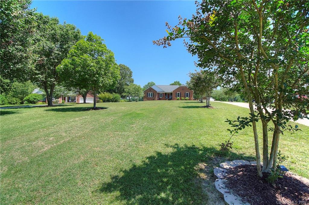 Colonial Oaks - Residential
