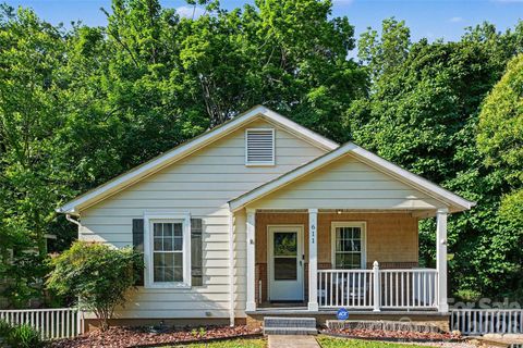 Photo of 611 E 4th Avenue, Gastonia, NC 28054 (MLS # 4383976)