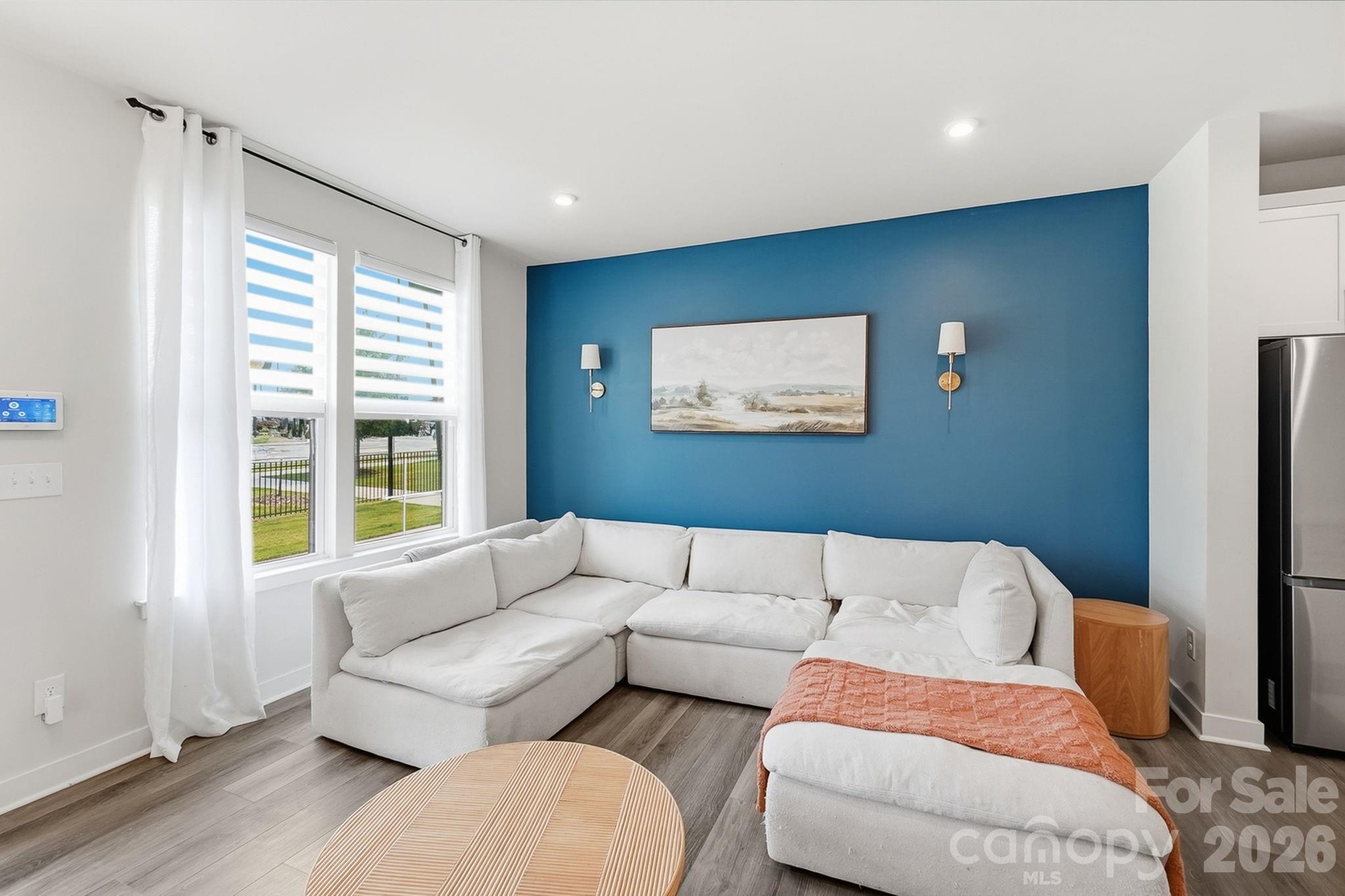 1063 Simcoe Lane