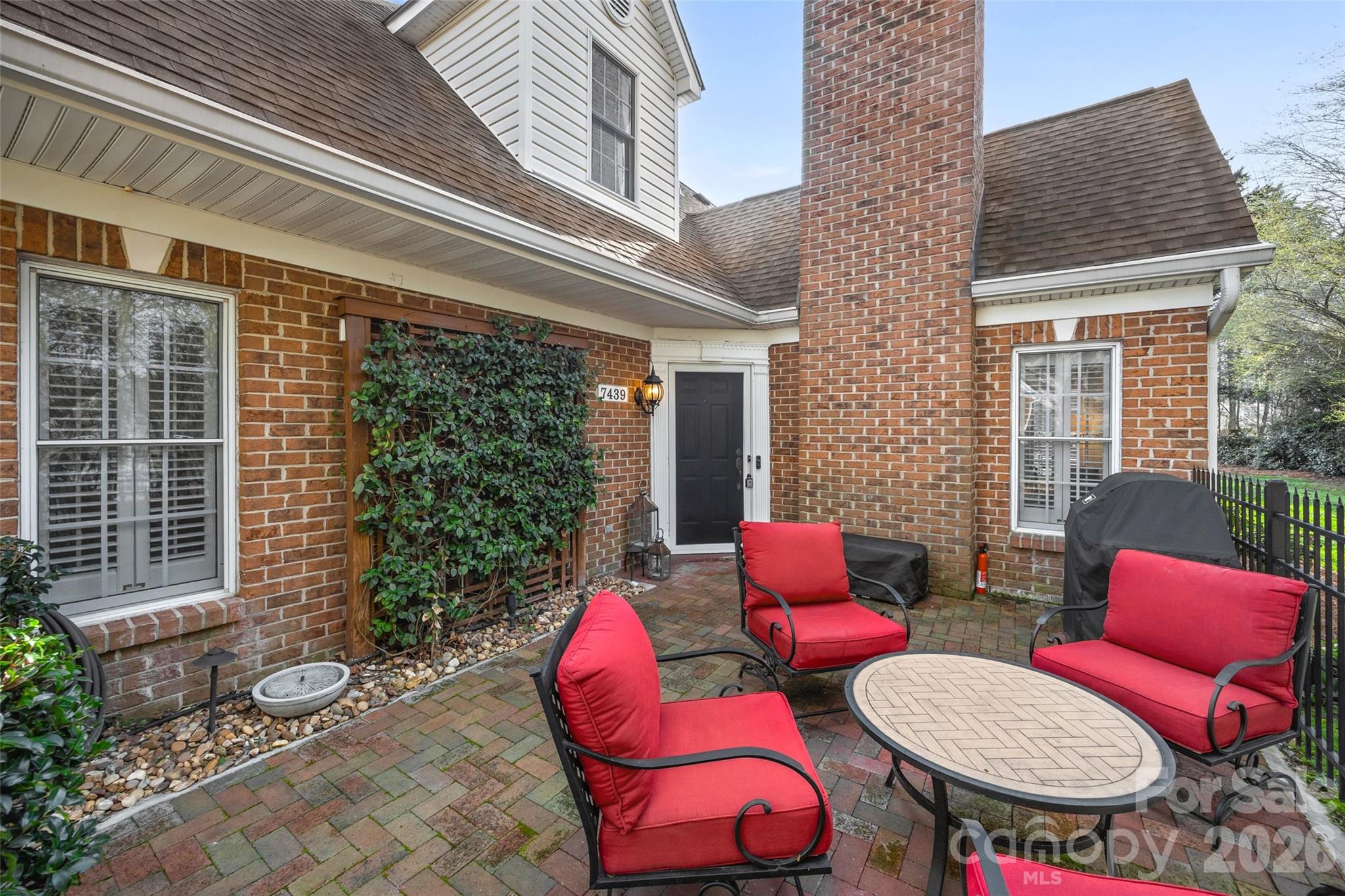 7439 Hurstbourne Green Drive