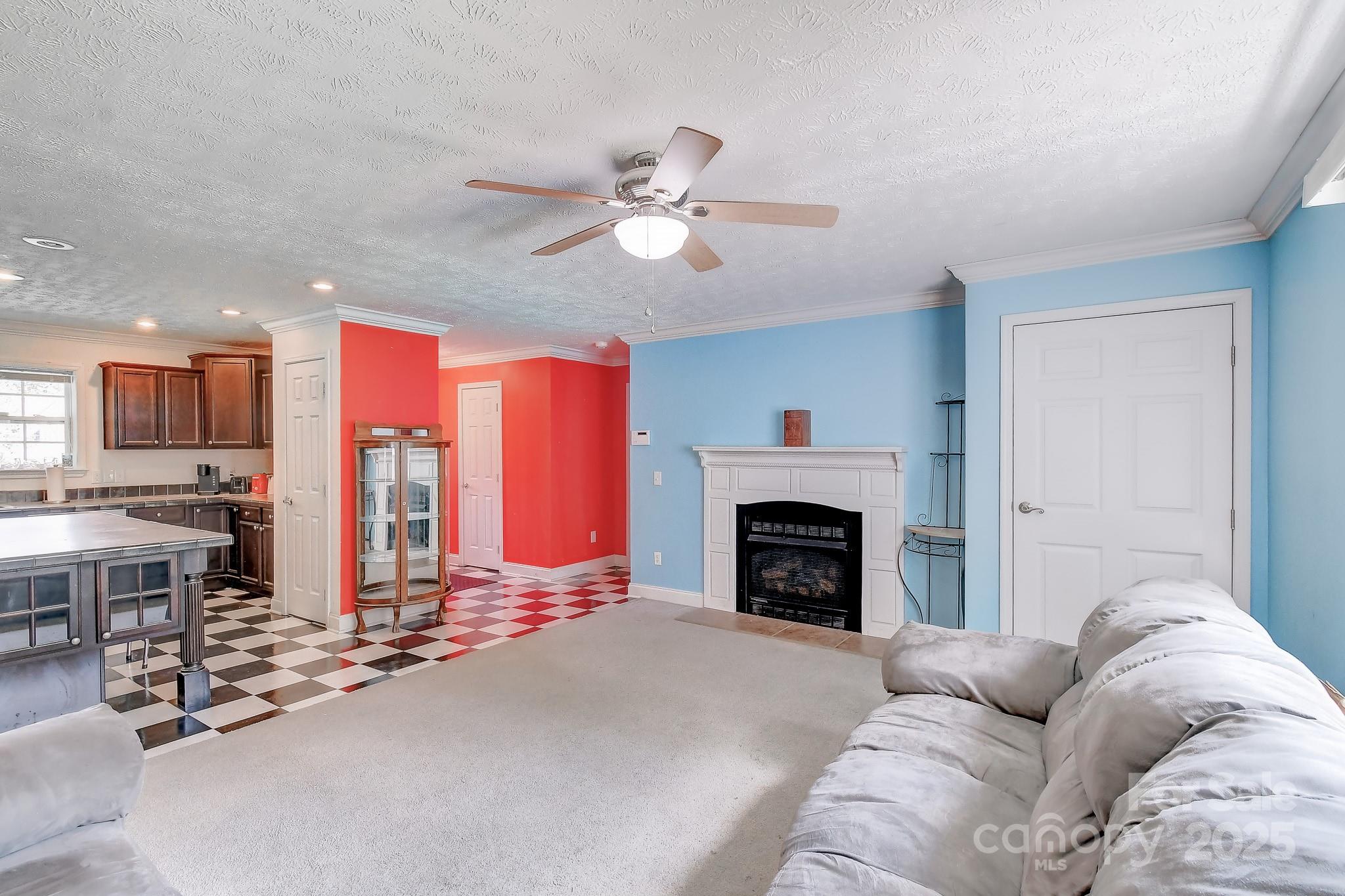 137 Pottery Terrace Trail