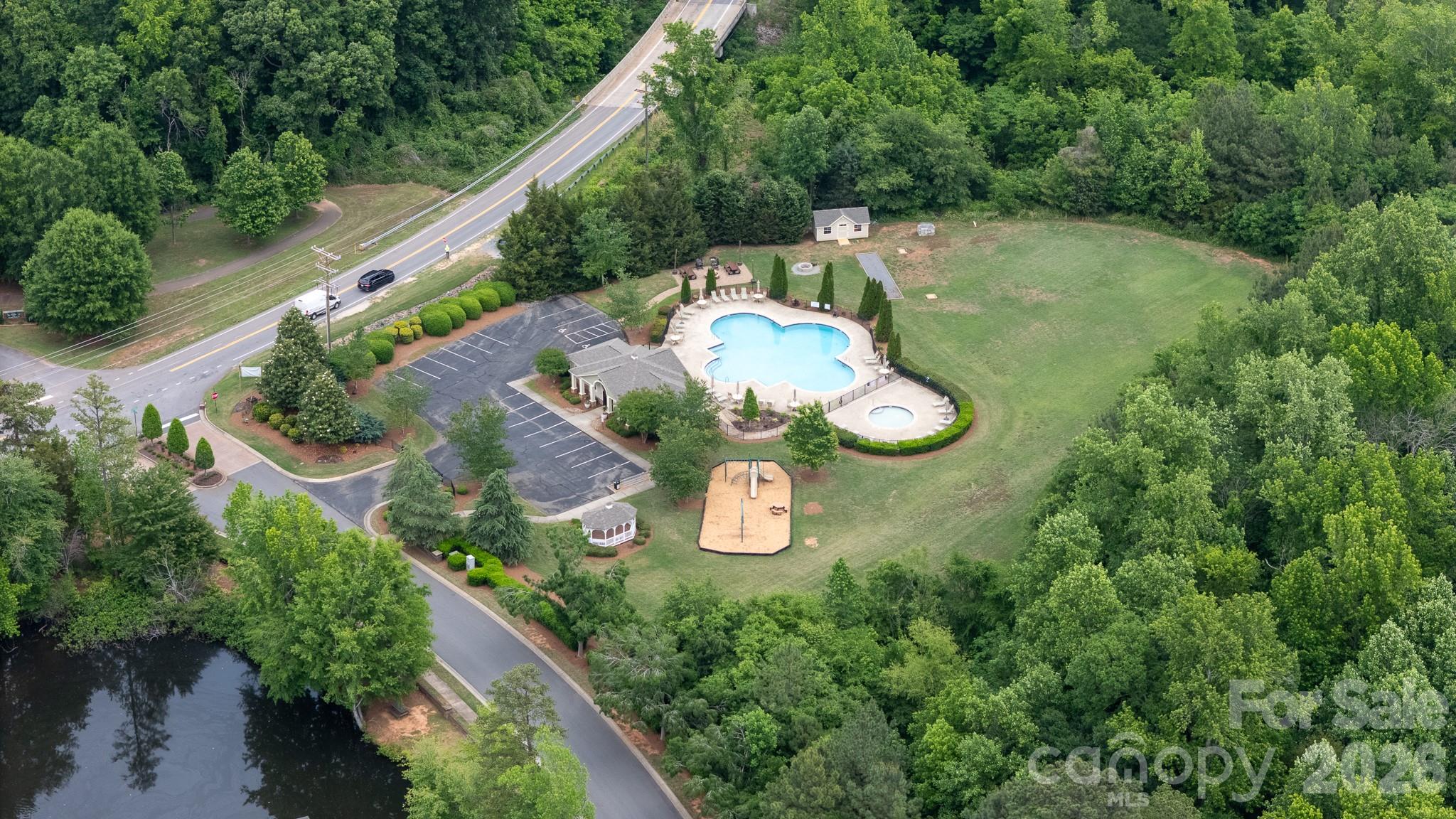 Shelly Woods - Residential