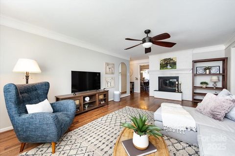 1708 Roxborough Road H Charlotte NC 28211