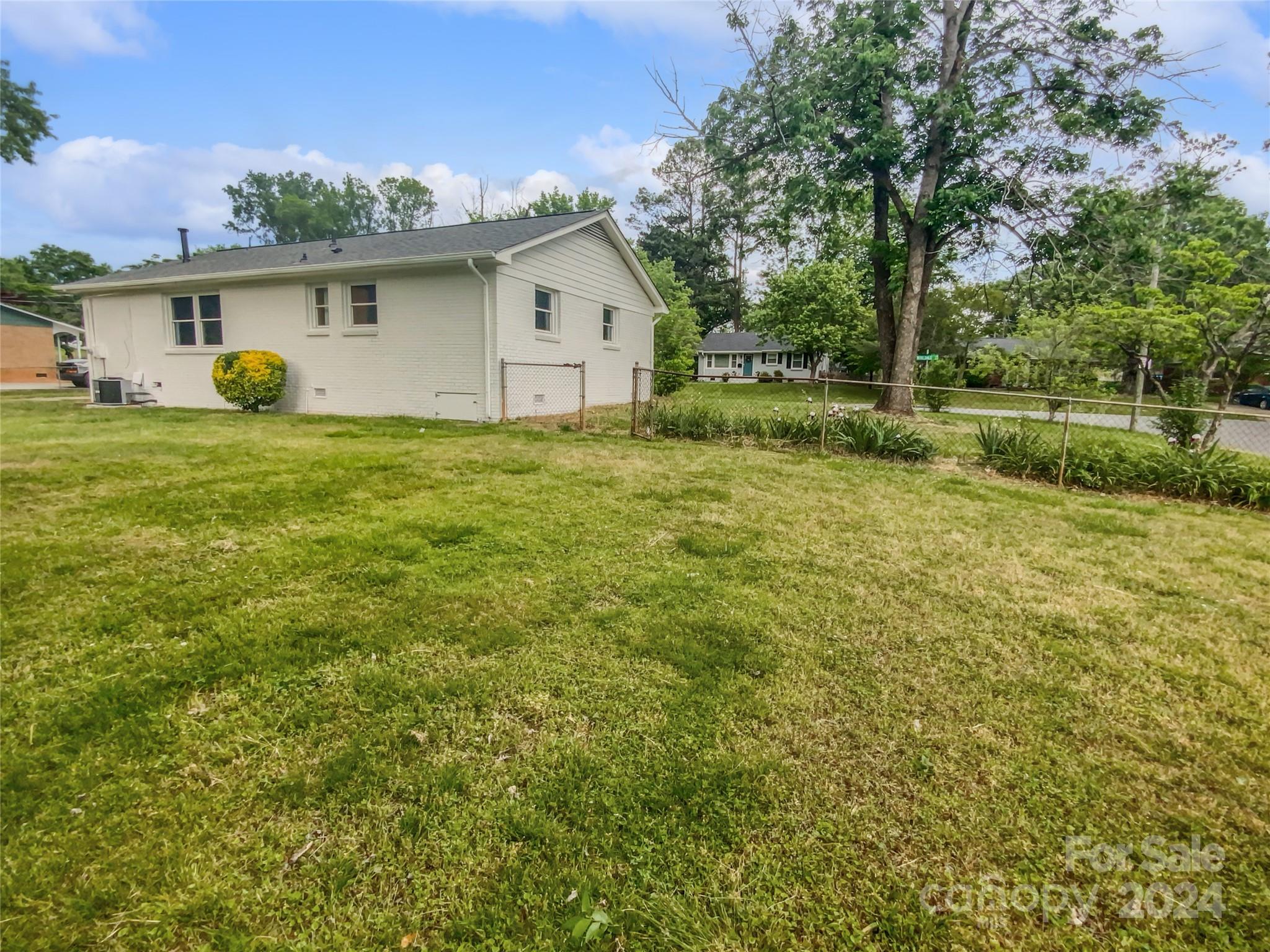 crestmont - Residential