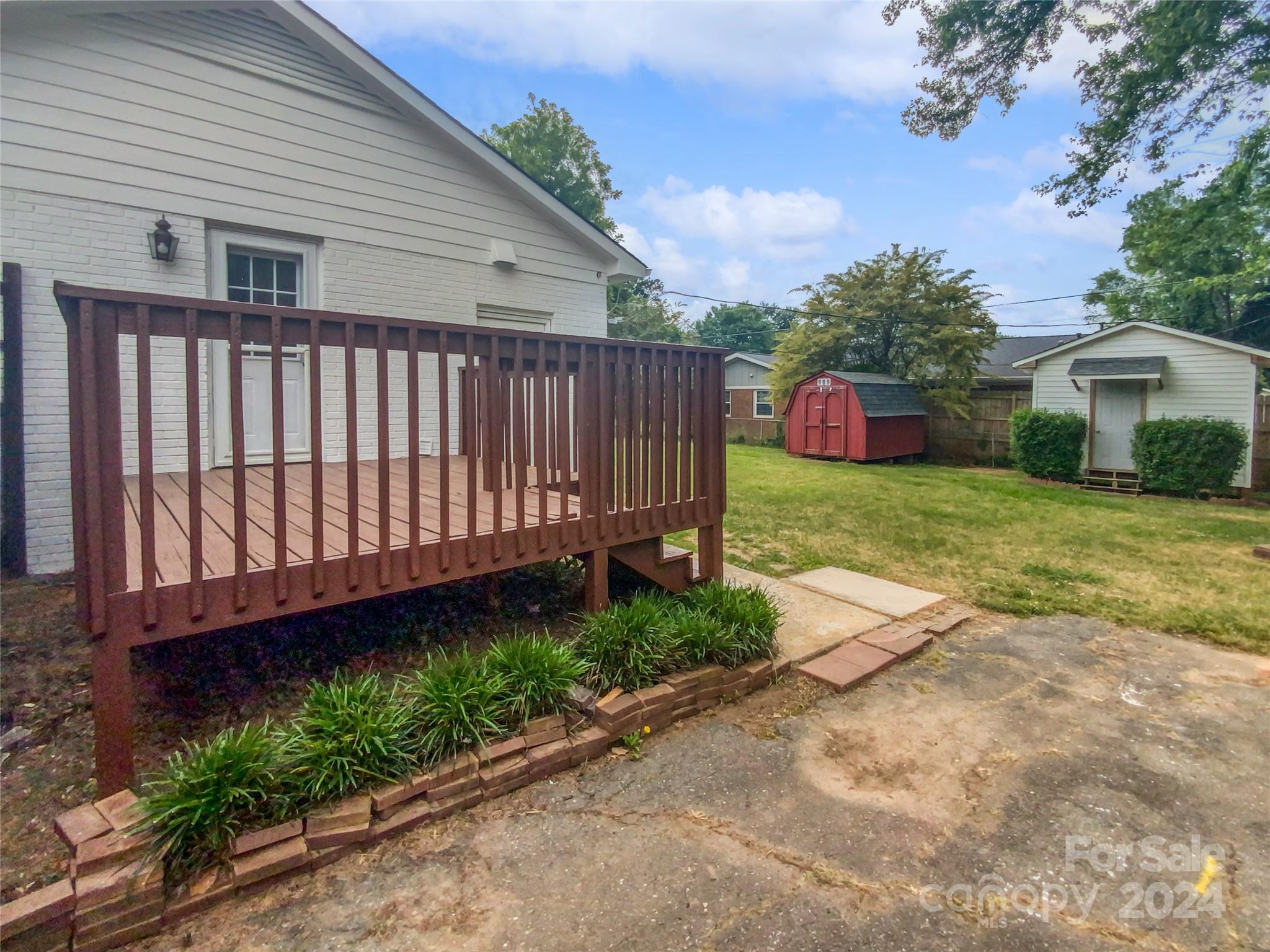 crestmont - Residential