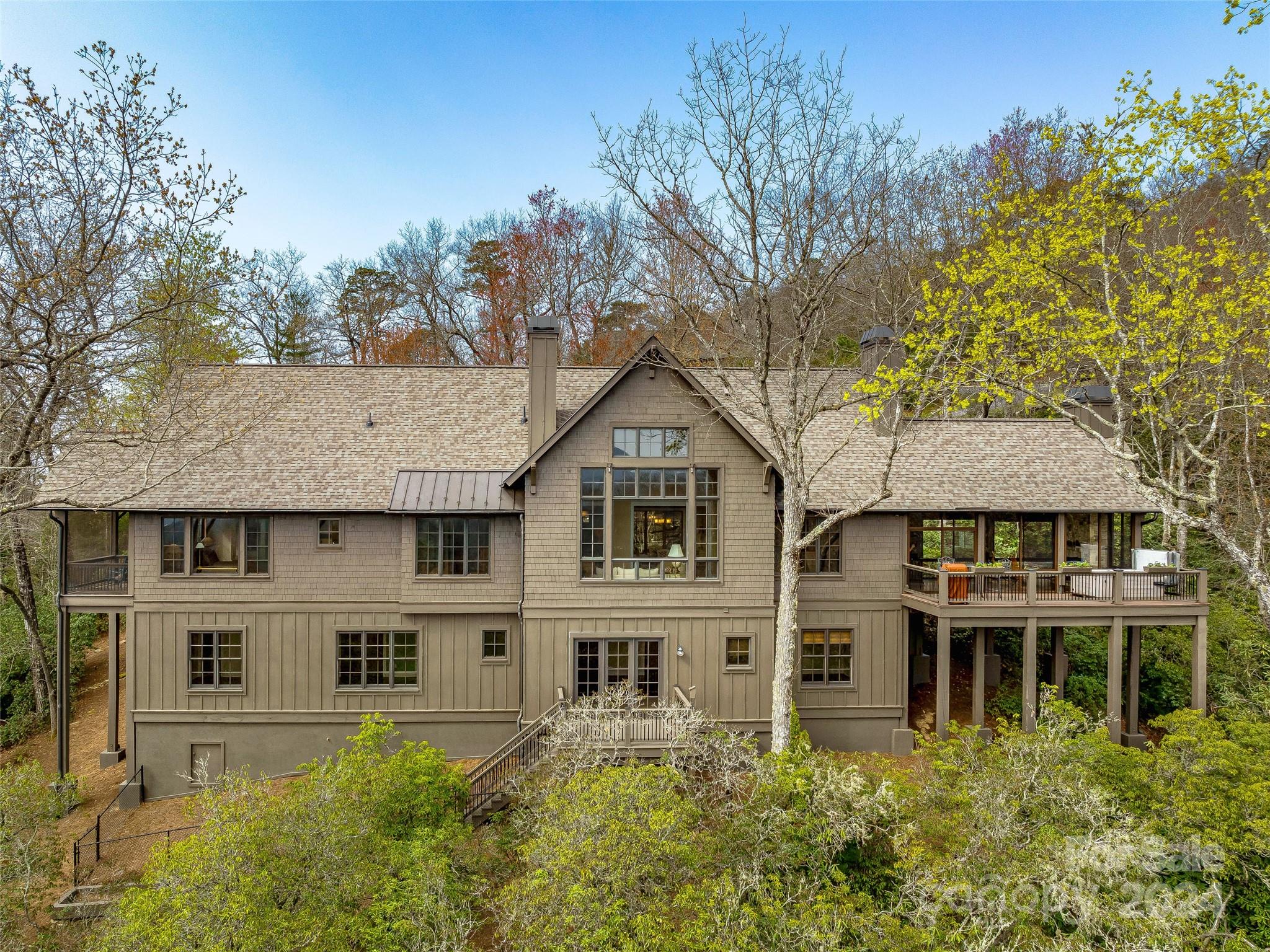 Straus Park - Residential