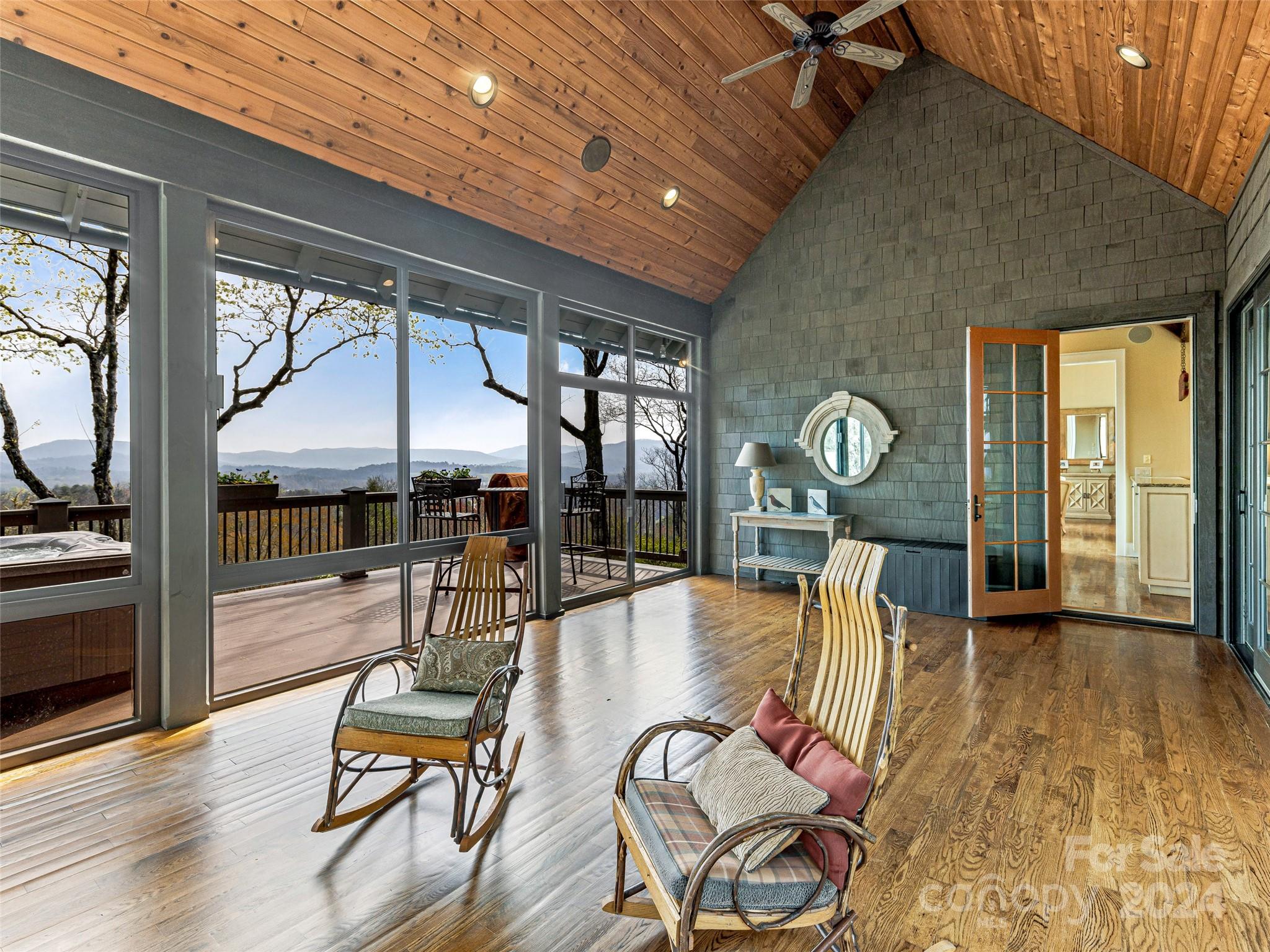 Straus Park - Residential