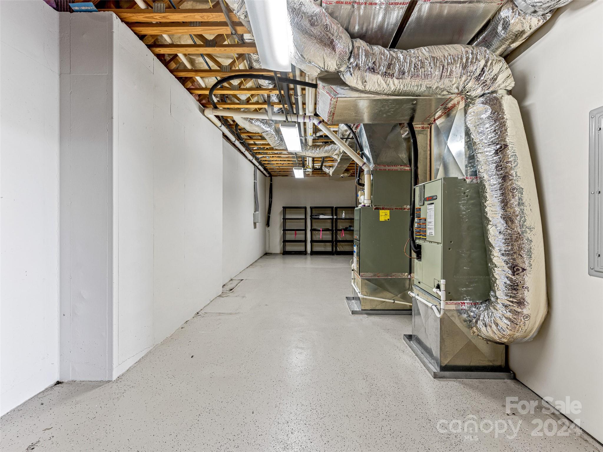 Straus Park - Residential