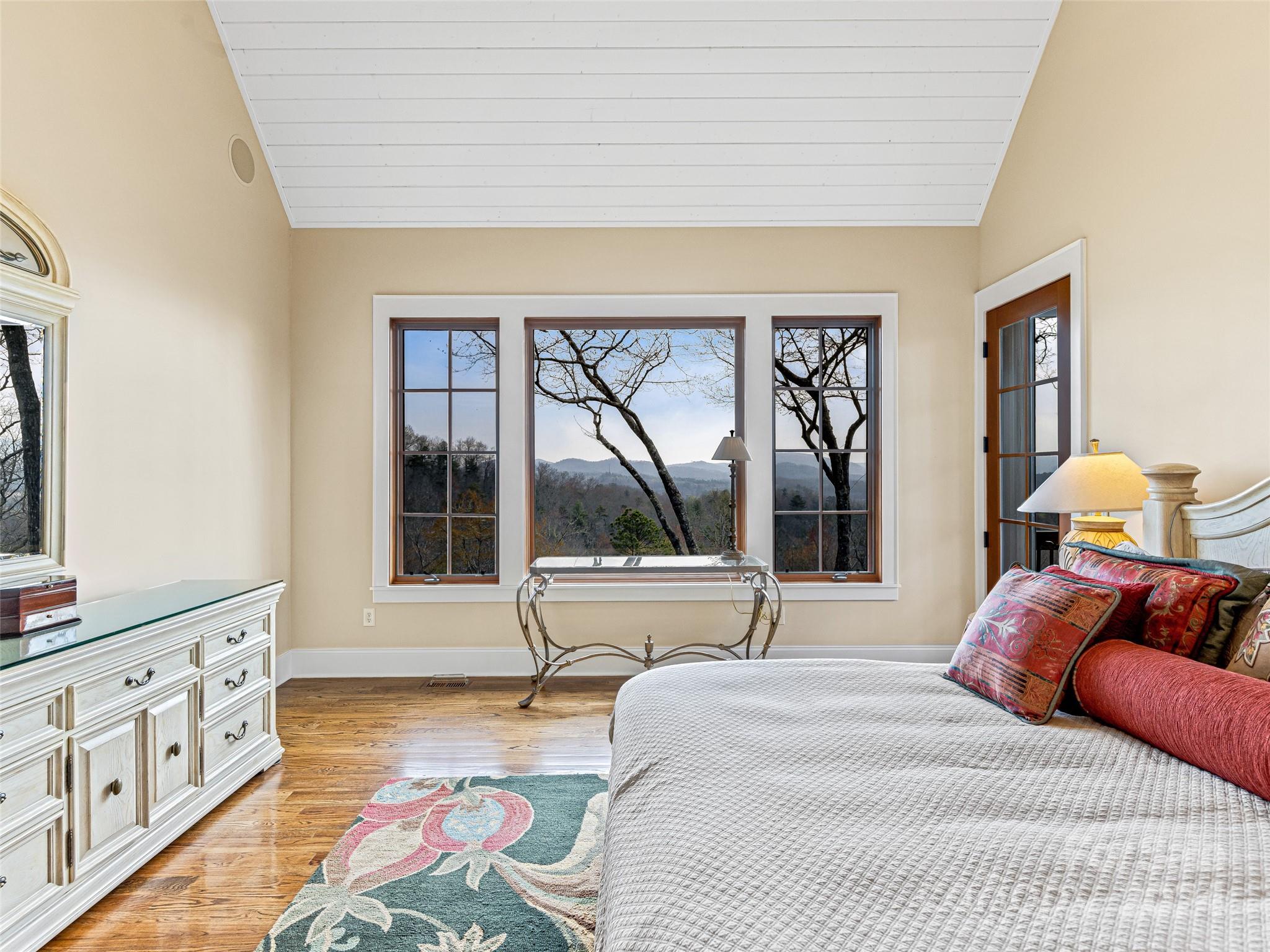 Straus Park - Residential