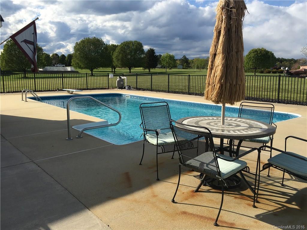 dewey Beam Estates - Residential