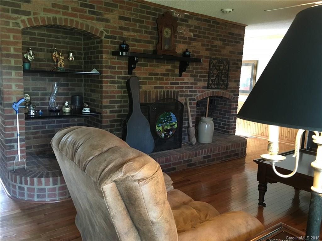 dewey Beam Estates - Residential