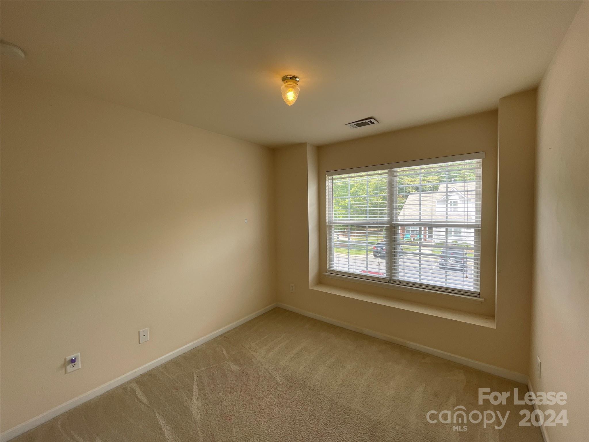 Lexington Commons - Residential Lease