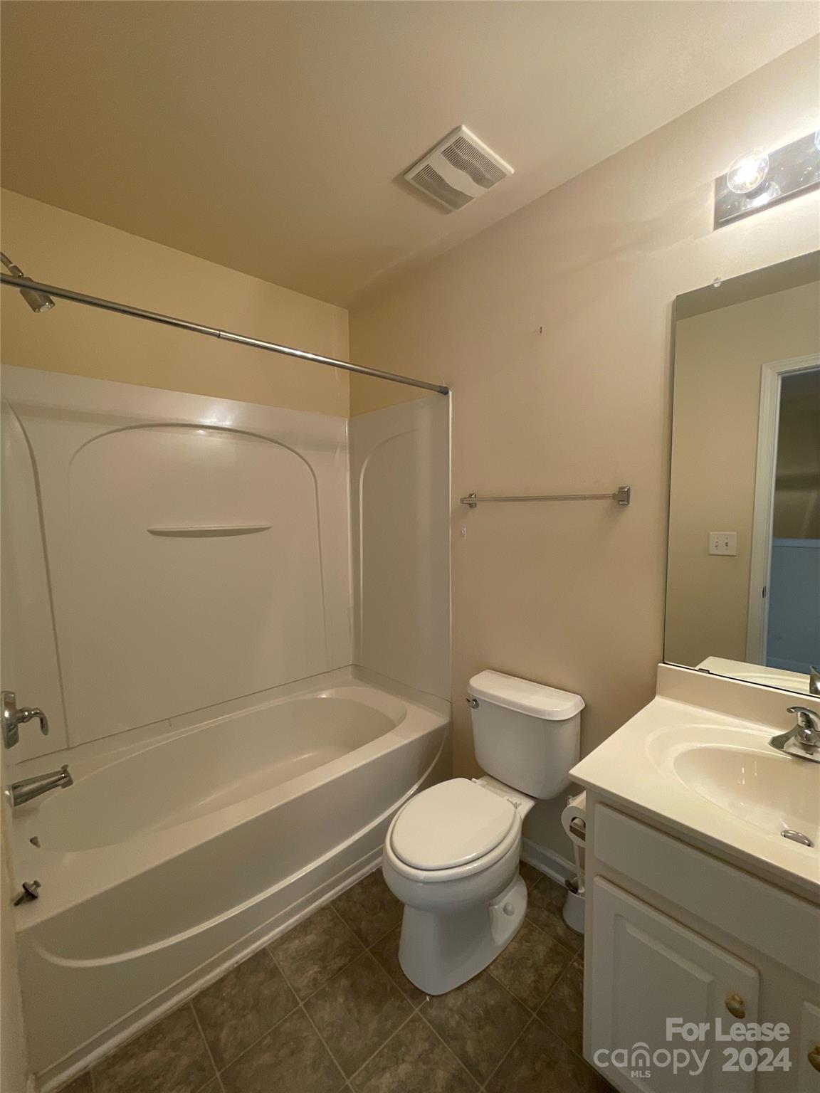 Lexington Commons - Residential Lease