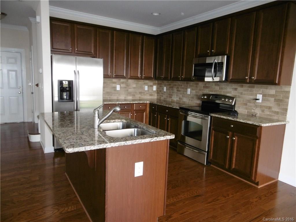 Riviera - Residential