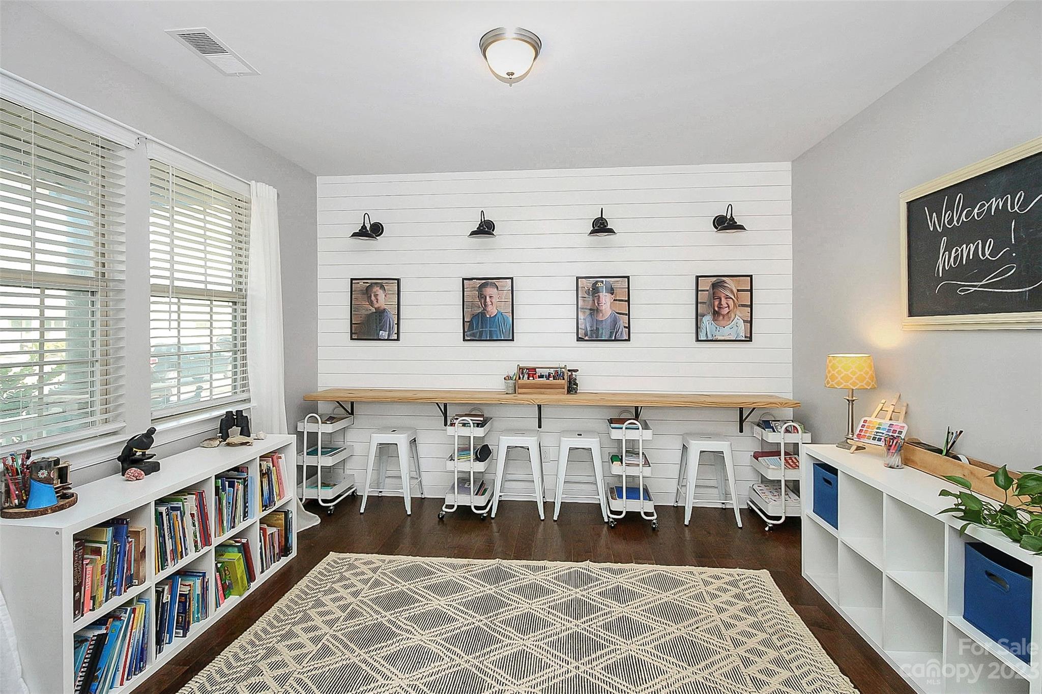 Lake Crest - Residential