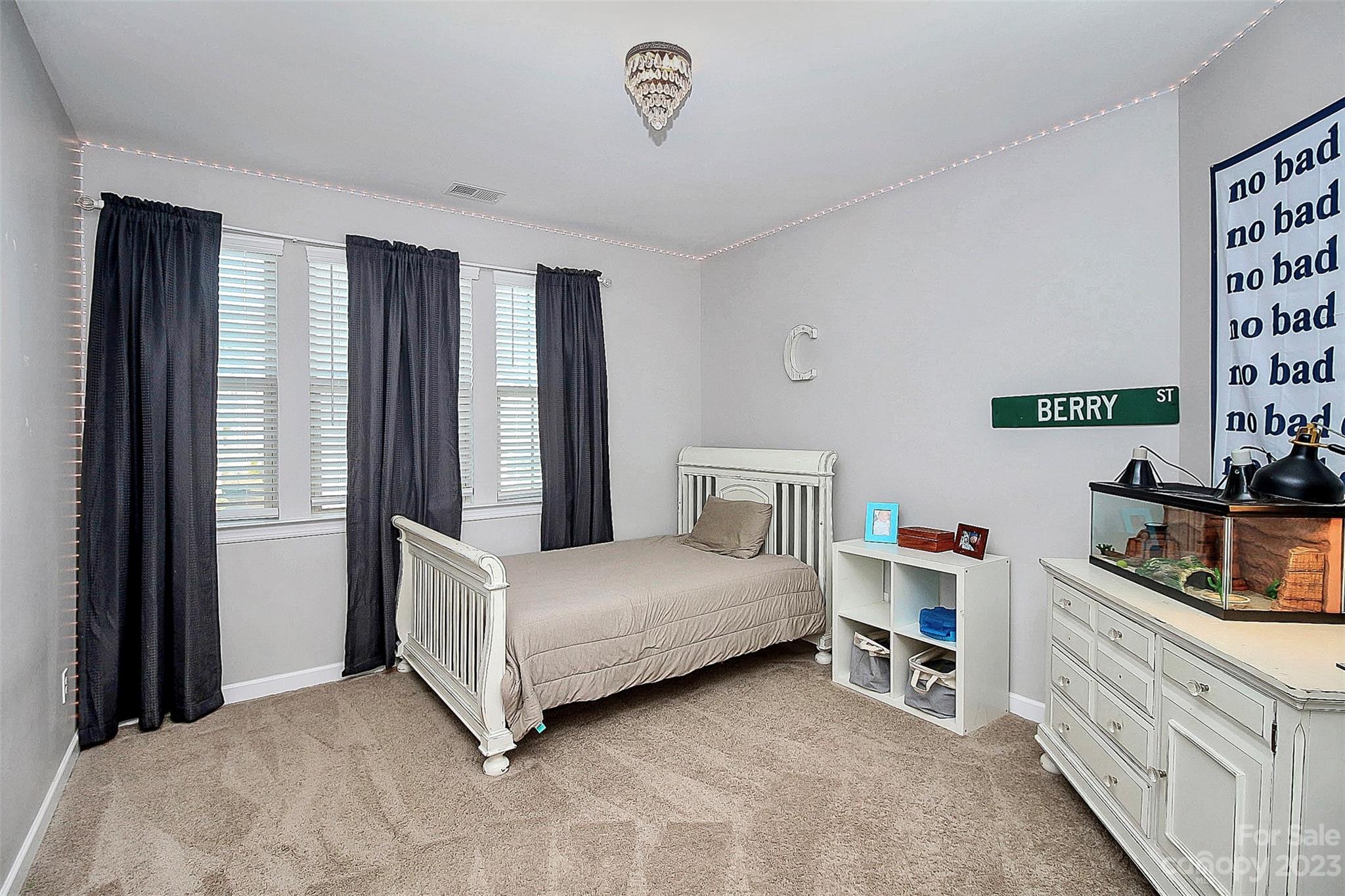 Lake Crest - Residential