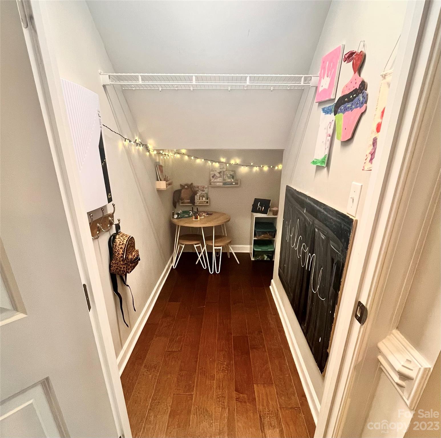 Lake Crest - Residential