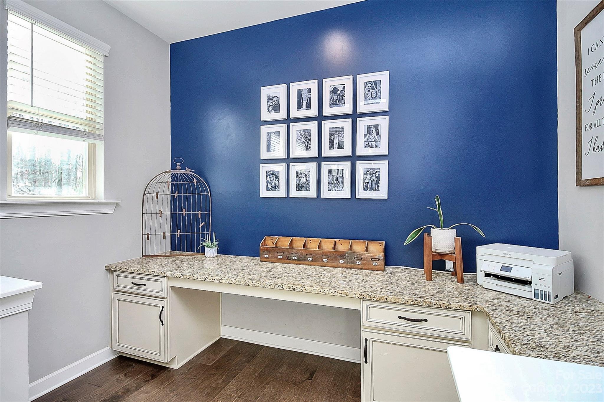 Lake Crest - Residential