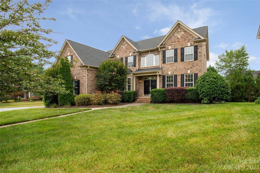 Stunning 5-bedroom home in the highly sought-after Callonwood neighborhood in Matthews! This beautiful property offers a spacious, functional layout and ample natural light. An open-concept kitchen boasts modern appliances, granite countertops, and a large island. The adjacent family room provides a seamless flow. Welcome guests with ease, featuring a main level guest bedroom with a full bath, a perfect blend of comfort and accessibility. The primary bedroom is a private oasis with a luxurious en-suite bathroom and a walk-in closet. Three additional upper level bedrooms offer ample space for family members or guests. Enjoy time well-spent outdoors on the rear, 3-tier deck. The Callonwood neighborhood is renowned for its resort-style living. Residents enjoy the beautiful amenity center, clubhouse, pool, playgrounds, common areas, and dog park. Don't miss the opportunity to see this beautiful home firsthand; schedule your tour today!