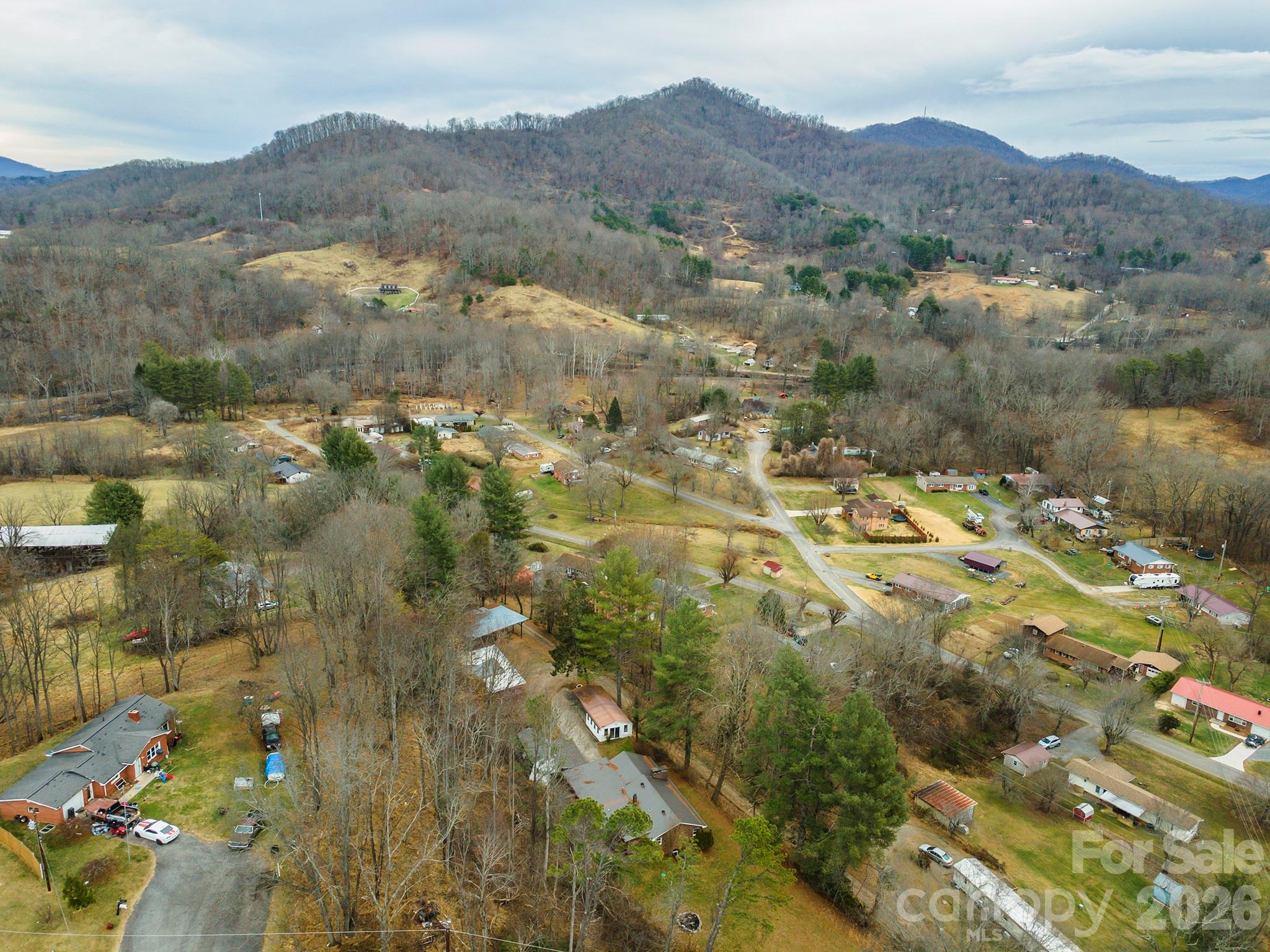 175 & 179 River Lane