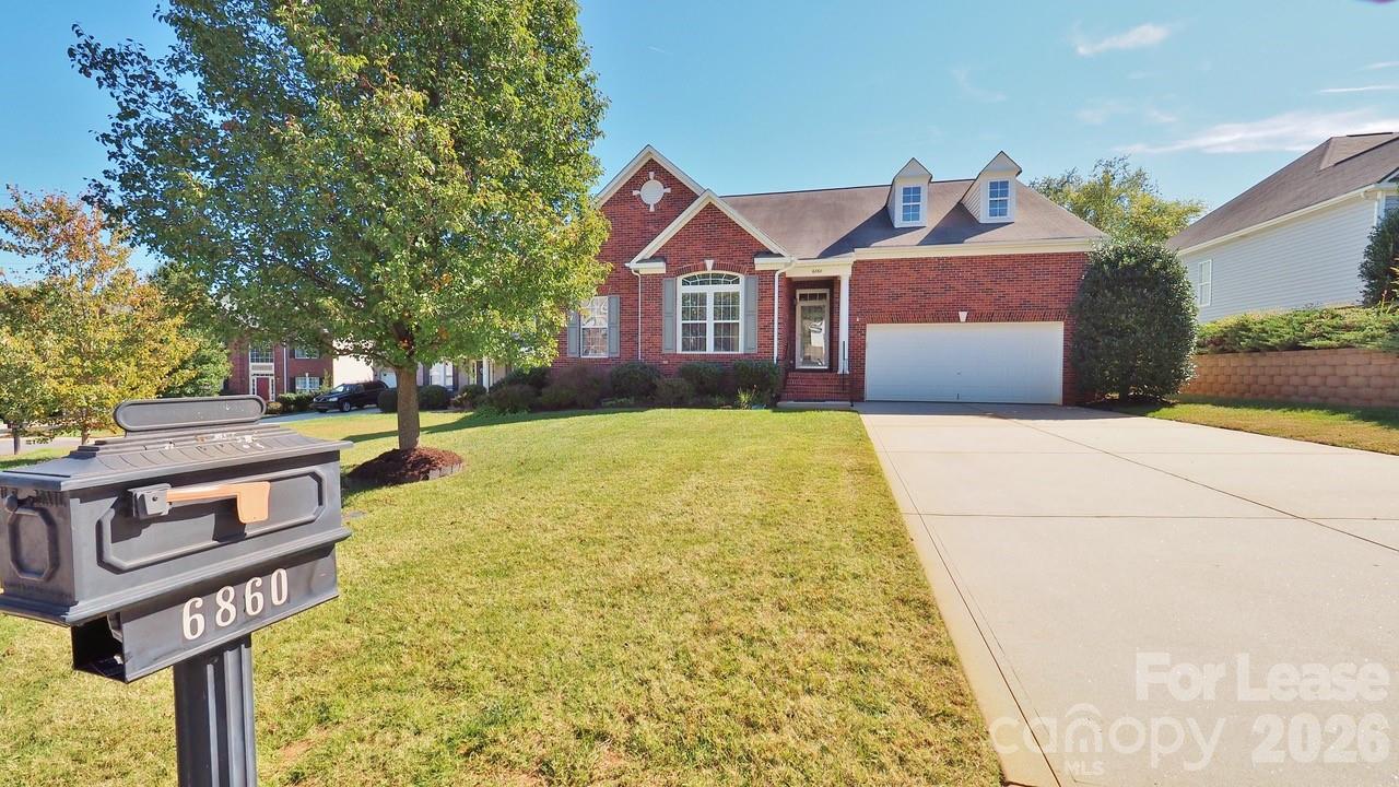 6860 Lakecrest Court