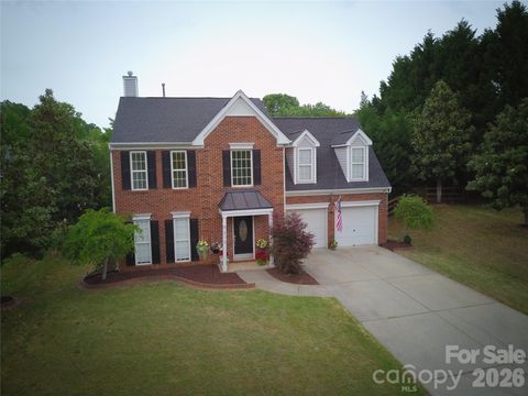 Photo of 9213 Chastain Walk Drive, Charlotte, NC 28216 (MLS # 4373984)