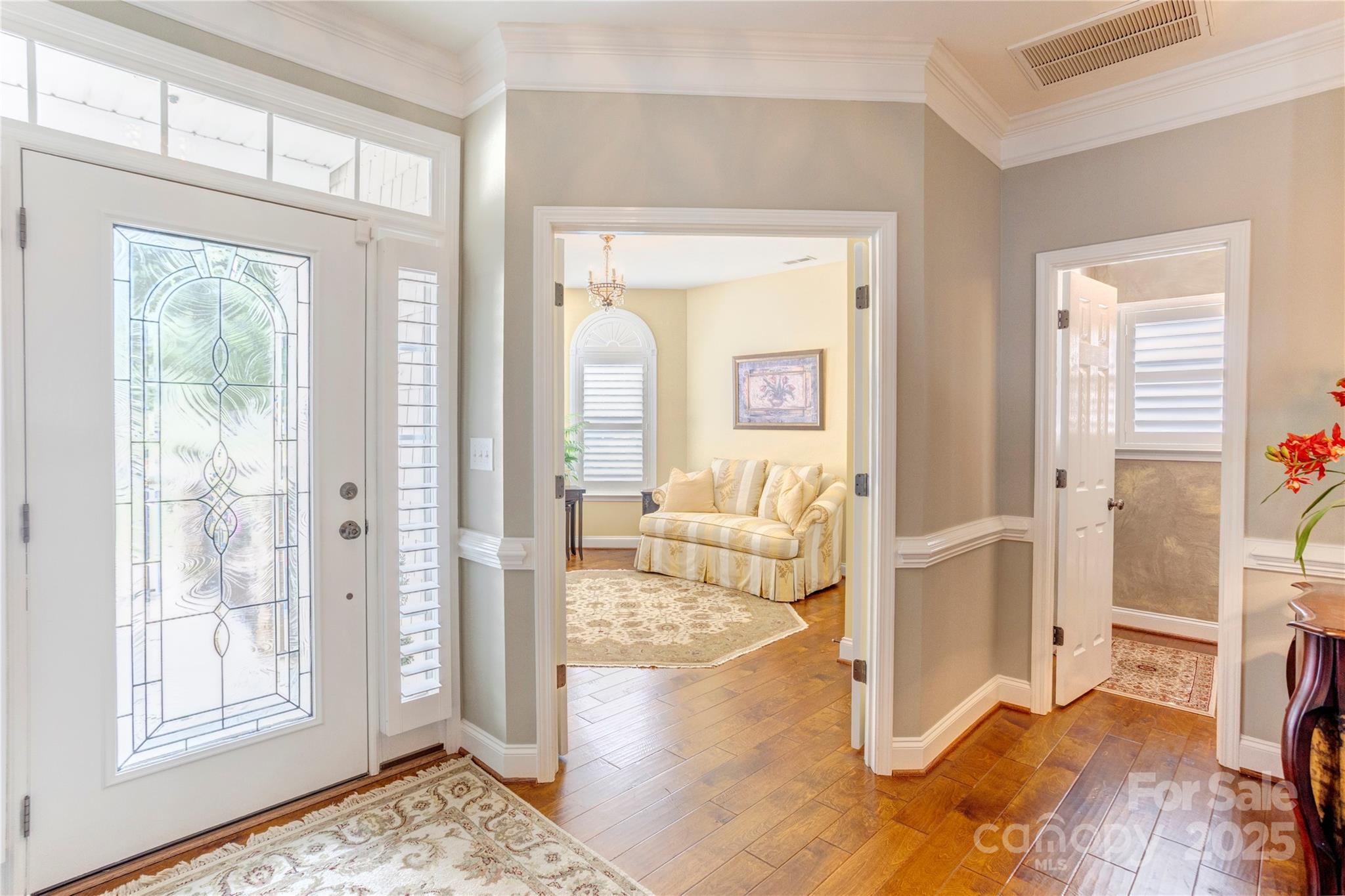 2635 Danbury Circle NW
