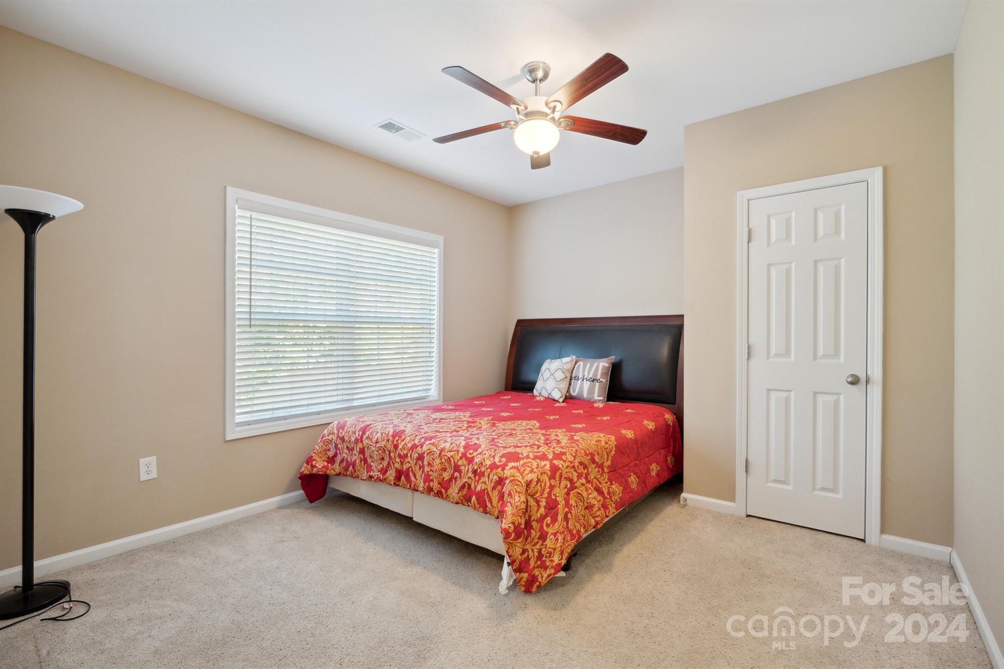 Old Stone Crossing - Residential