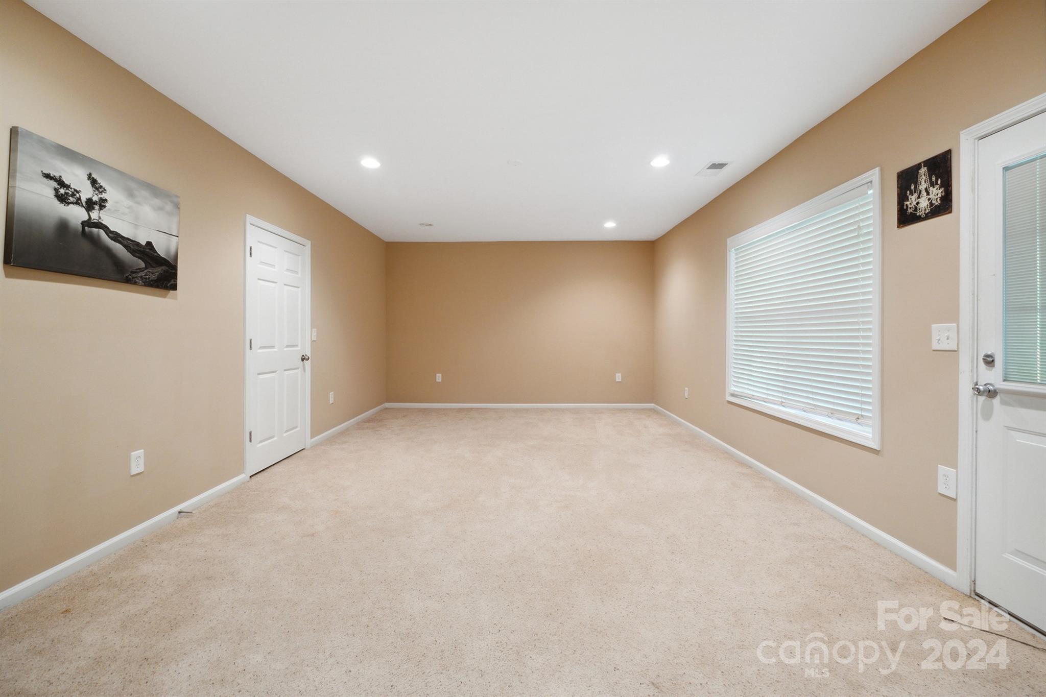 Old Stone Crossing - Residential