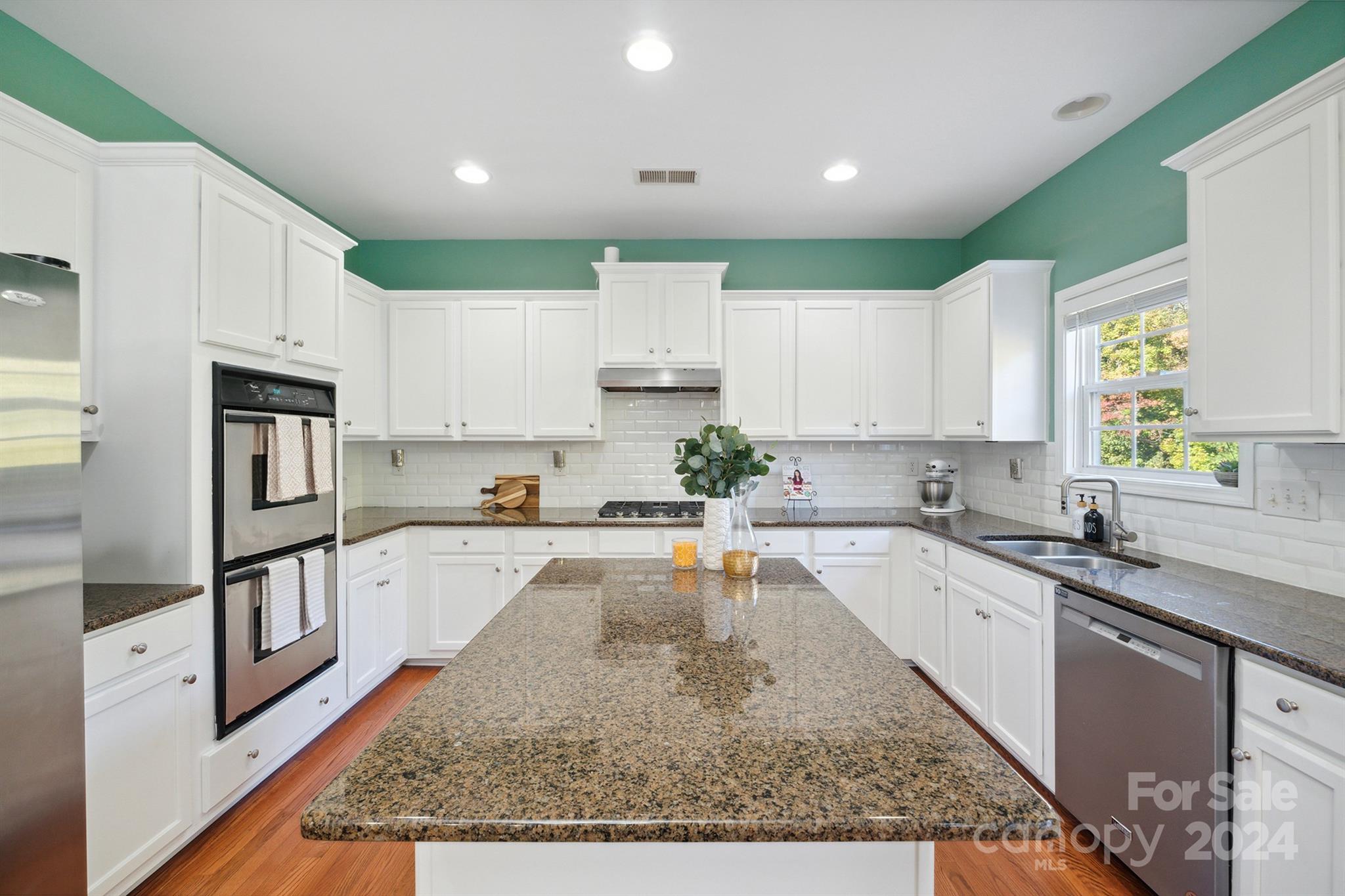 Old Stone Crossing - Residential