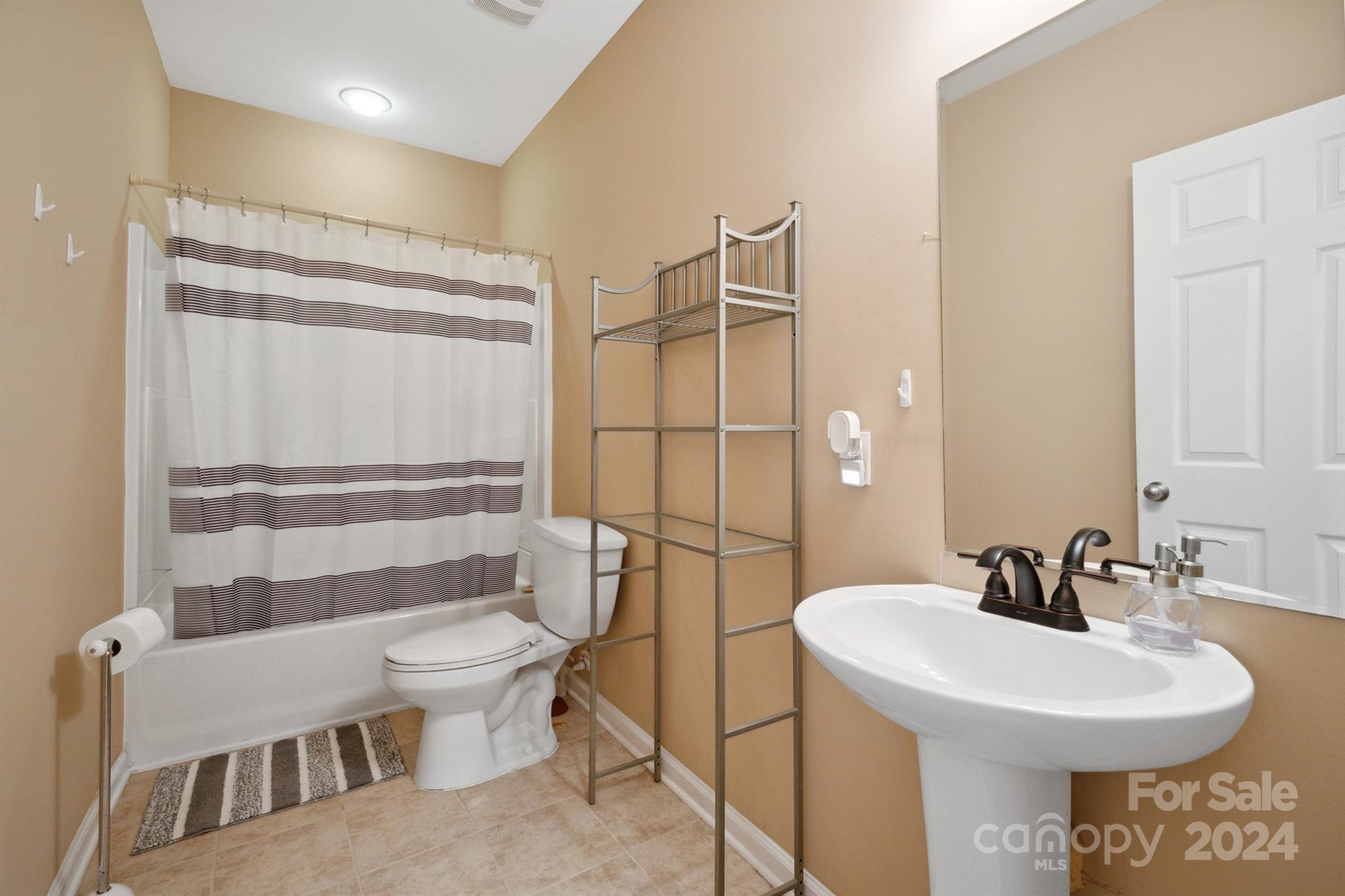 Old Stone Crossing - Residential