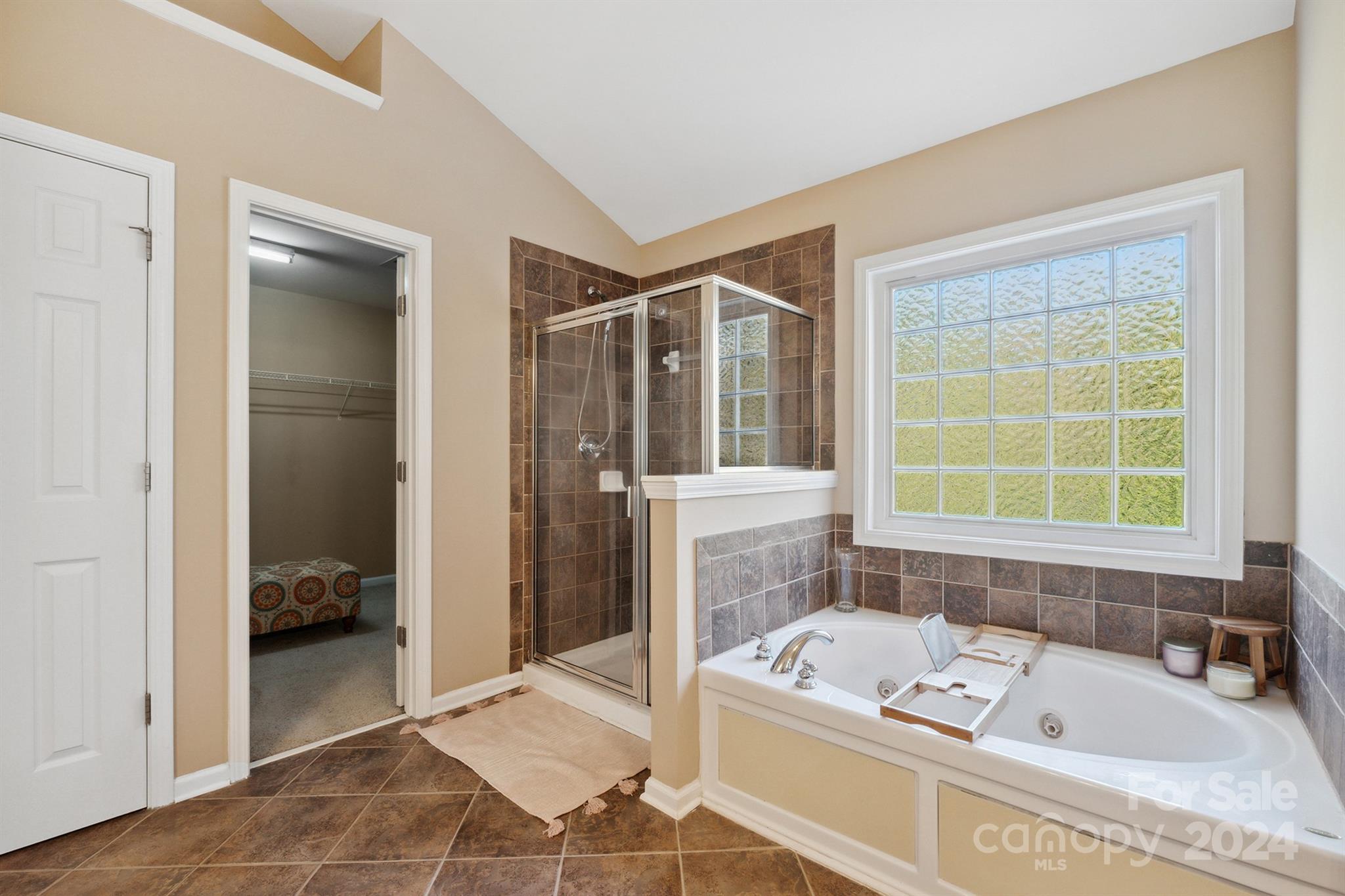 Old Stone Crossing - Residential