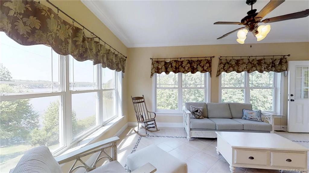 Riverwalk - Residential