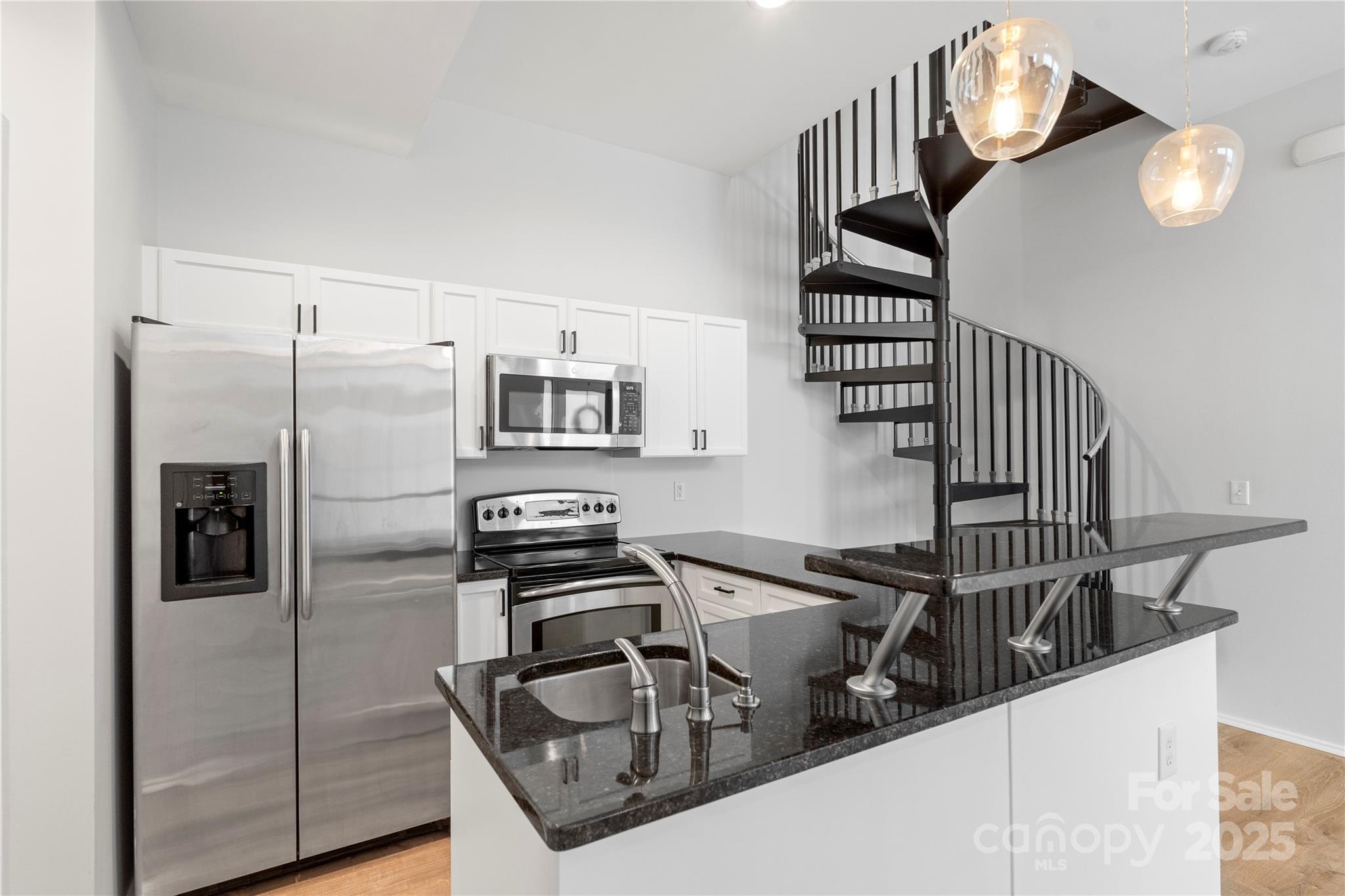 Lofts Dilworth - Residential