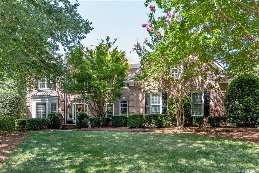 Stately brick w/Incredible Screen Porch & Grilling deck overlooking Private .6 acre yard! Completely updated interior- offering Chef's kitchen w/SS appliances, granite, custom tile backsplash, center island/breakfast bar, spacious Breakfast & opens to Vaulted Sunroom. Great Room w/FP & custom blt ins. Private Library. Master Retreat w/spacious WIC & NEW BATH w/soaking Tub! Generous secondary BRS & Expansive Bonus. 3rd Garage Bay has HVAC- (currently-Craft Room/Workshop).