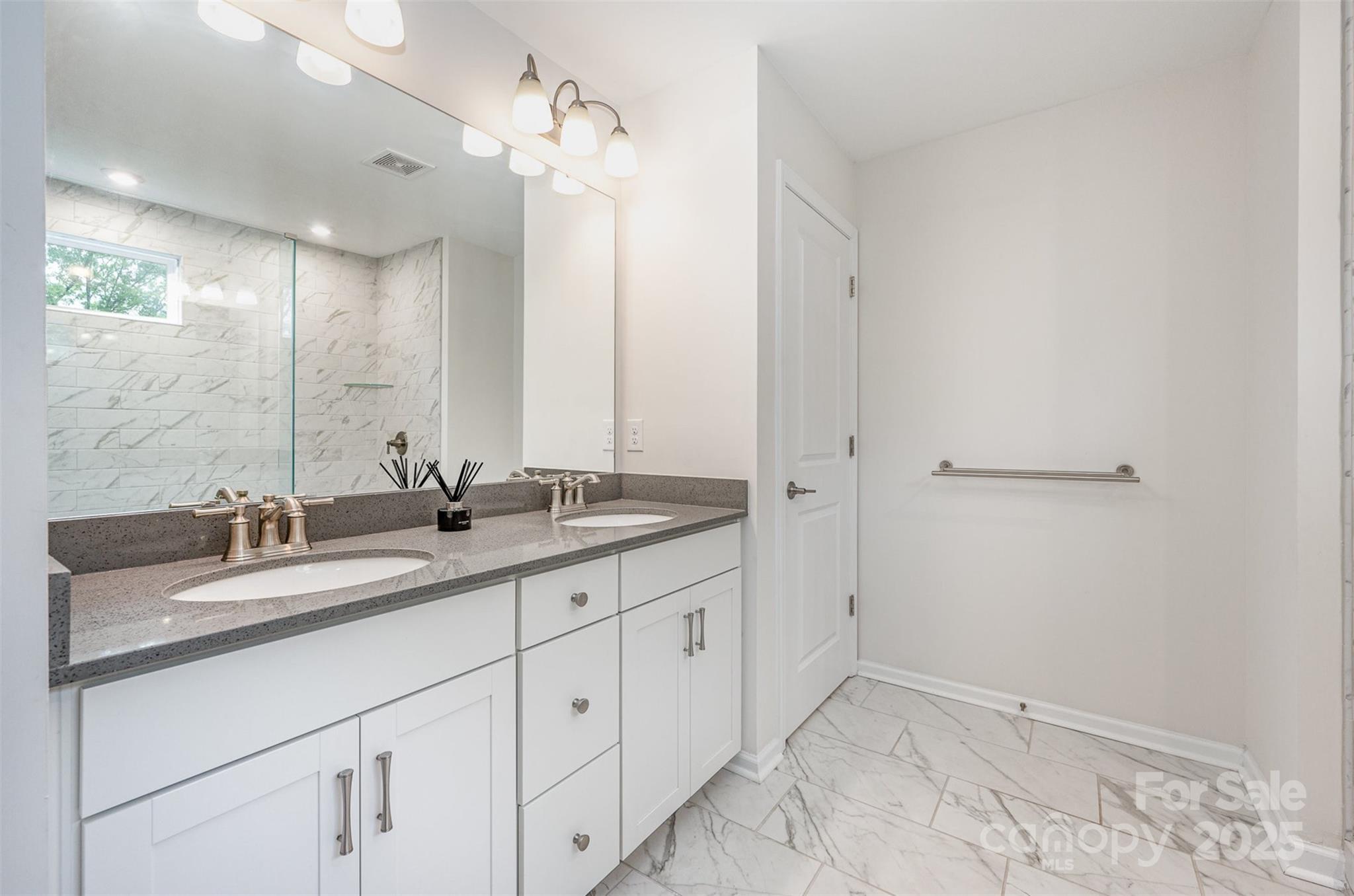 Odell Corners - Residential