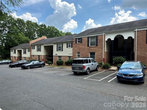 Photo of 4605 Coronado Drive #K, Charlotte, NC 28212 (MLS # 4385619)